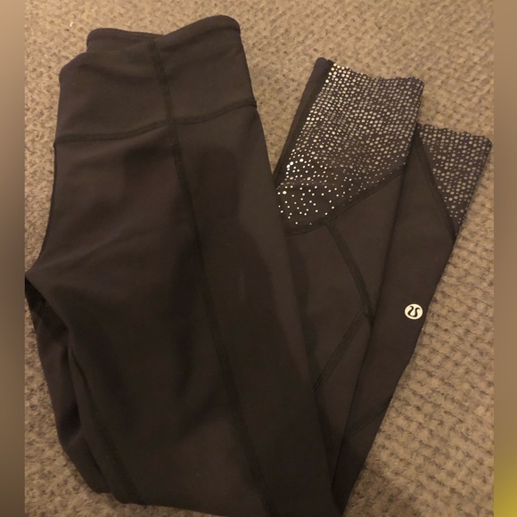 lululemon athletica Pants - (((SOLD))) Lululemon leggings size 6